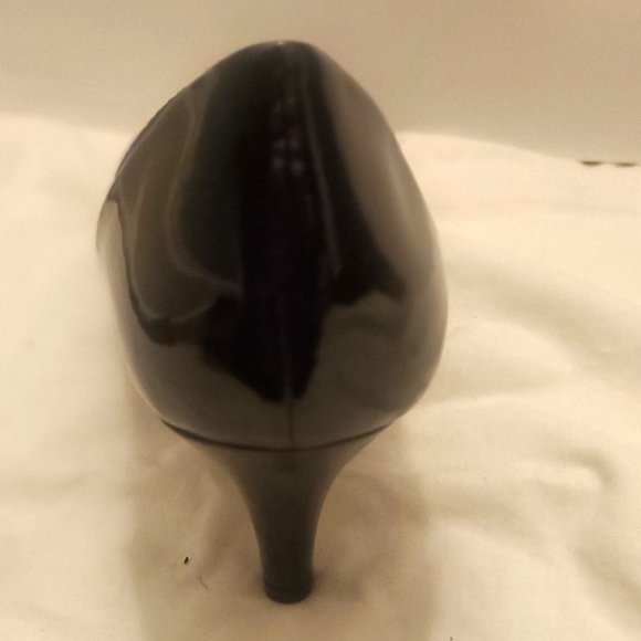 Knight Pumps - Picture 4 of 4